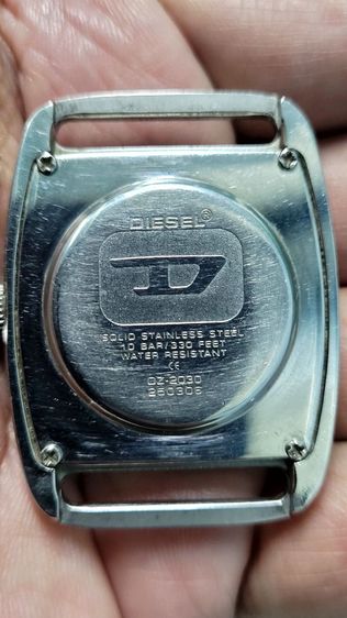 นาฬิกาDiesel Men's DZ-2030 เบอร์เครื่อง250306 QUARTZ Solid Stainelesss Steel 10Bar330Feet Water Resistant Watch33mm.รวมเม็ดมะยม สายกว้าง20mm รูปที่ 4