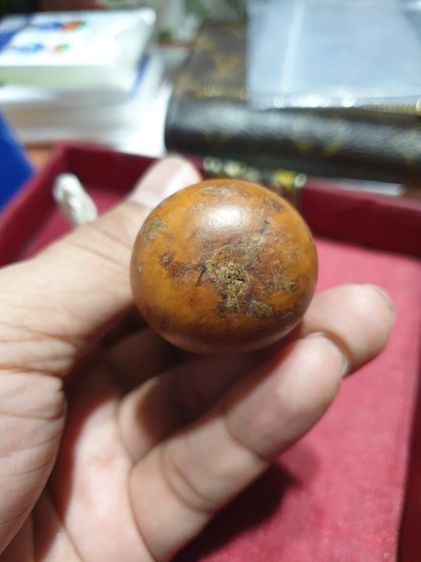 น้ำเต้า วัตถุมงคล ไม่ทราบสำนัก สภาพเก่าพอสมควร ลักษณะดี บนล่าง มีขนาดใกล้เคียงกัน จนเป็นเลข 8 เลขมงคล เสริมดวง เสริมลาภ ขนาดกะทัดรัด  หายาก รูปที่ 3