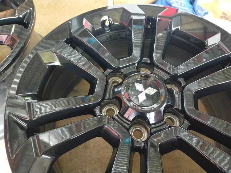 แม็กไทรทัน ขอบ18 กว้าง7.5ออฟ33 สีอบpowder coat รูปที่ 6