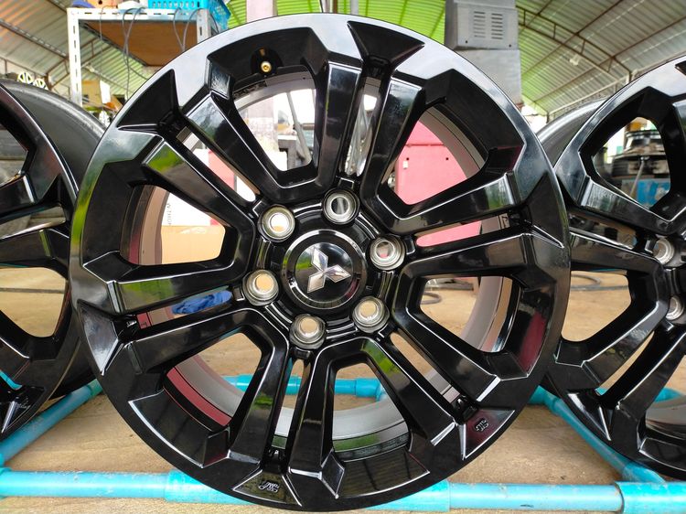 แม็กไทรทัน ขอบ18 กว้าง7.5ออฟ33 สีอบpowder coat รูปที่ 4