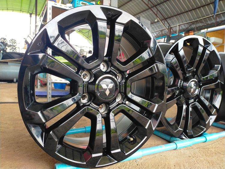 แม็กไทรทัน ขอบ18 กว้าง7.5ออฟ33 สีอบpowder coat รูปที่ 2