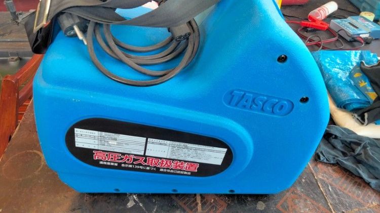 เครื่องบรรจุน้ำยาแอร์รถยนต์ Tasco รูปที่ 2