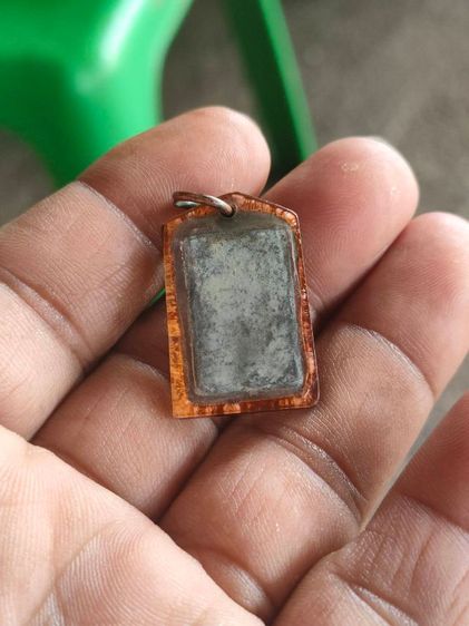 หลวงปู่วัดปากคลองมะขามเฒ่าพิมพ์ประภามณฑลเนื้อชินตะกั่วเลี่ยมเดิมๆ 30 กว่าปีที่แล้ว รูปที่ 2