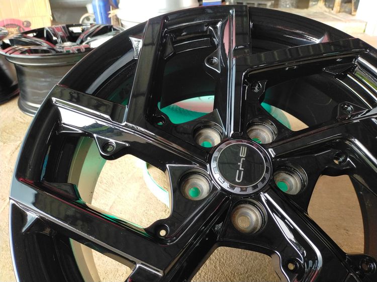 แม็กbyd ขอบ18 กว้าง7 et40 ใส่ byd  หรือใส่camry chr revo vigo innova ได้เลยเบ้าเดียวกัน รูปที่ 5