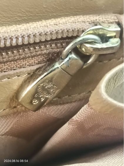 กระเป๋าสตางค์MCM หนังแท้ ขนาดกลาง  รูปที่ 8