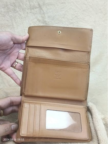 กระเป๋าสตางค์MCM หนังแท้ ขนาดกลาง  รูปที่ 4