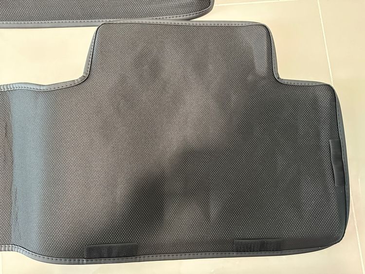 TOYOTA พรมปูพื้นรถยนต์ (สีดำ) สำหรับ Toyota Corolla Cross 2023 รูปที่ 9