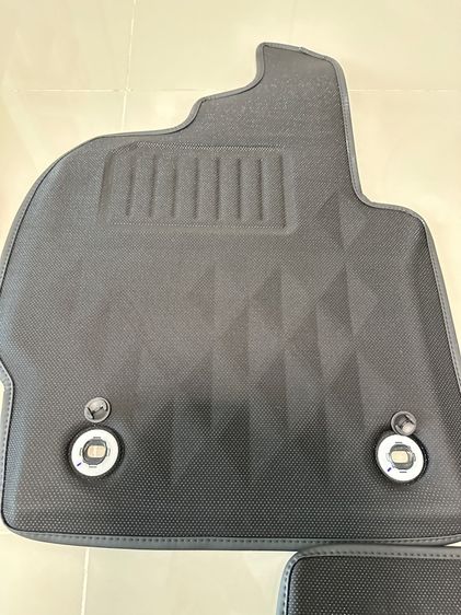 TOYOTA พรมปูพื้นรถยนต์ (สีดำ) สำหรับ Toyota Corolla Cross 2023 รูปที่ 6