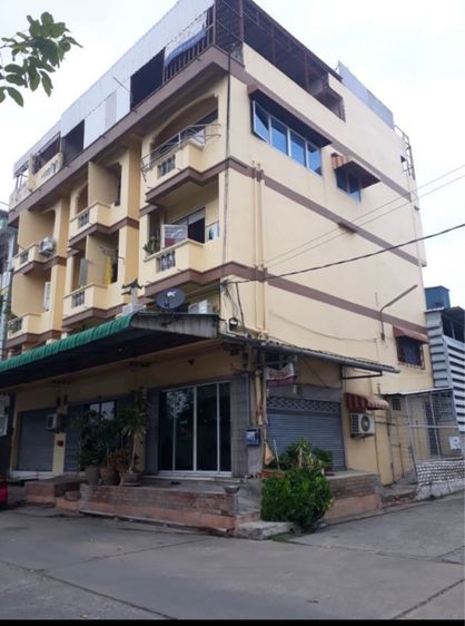 โกดังพร้อมตึกด้านหน้า รูปที่ 4