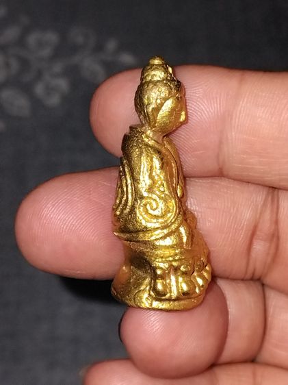 พระกริ่งปวเรศ วัดบวรนิเวศฯ พิมพ์ห่มผ้าคลุม ด้านหลัง ยันต์พุทธซ้อน ลอยองค์ ขนาด 2 x 4 cm.เนื้อโลหะ เนื้อแห้ง เหี่ยว เก่ามากๆ สวย หายาก  พระกร รูปที่ 4