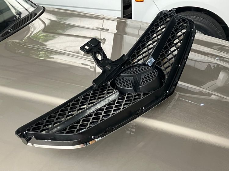 กระจังหน้า BENZ W204 C63 AMG ตรงรุ่น ขอบโครเมี่ยม กระจัง C Class C Coupe และ Sedan ปี 2008-2014 รูปที่ 8