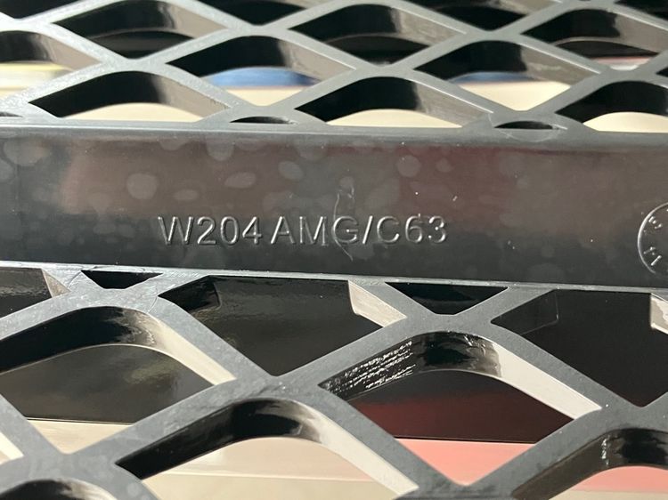 กระจังหน้า BENZ W204 C63 AMG ตรงรุ่น ขอบโครเมี่ยม กระจัง C Class C Coupe และ Sedan ปี 2008-2014 รูปที่ 7