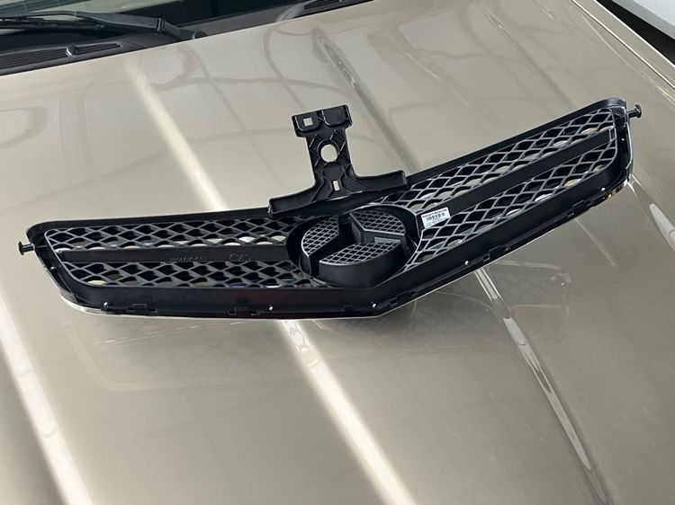 กระจังหน้า BENZ W204 C63 AMG ตรงรุ่น ขอบโครเมี่ยม กระจัง C Class C Coupe และ Sedan ปี 2008-2014 รูปที่ 6