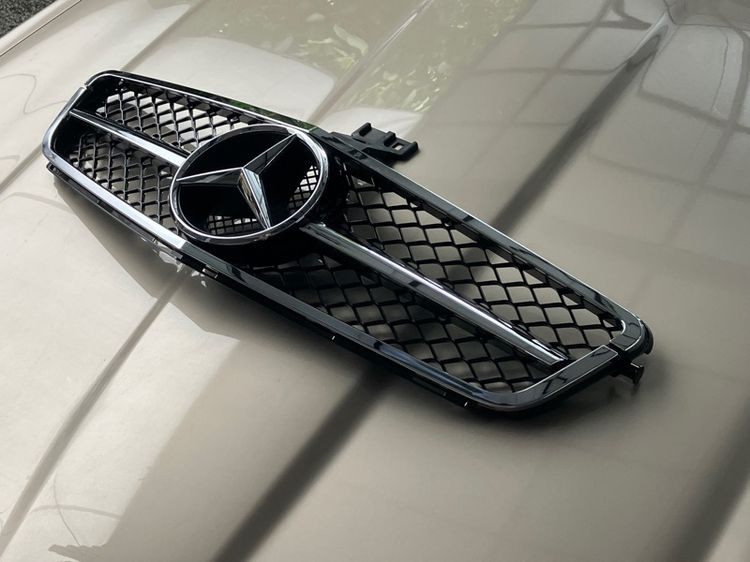 กระจังหน้า BENZ W204 C63 AMG ตรงรุ่น ขอบโครเมี่ยม กระจัง C Class C Coupe และ Sedan ปี 2008-2014 รูปที่ 3