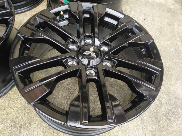 แม็กปาเจโร่ขอบ 18 ใส่ไทรทัน ปาเจโร่ รูปที่ 3