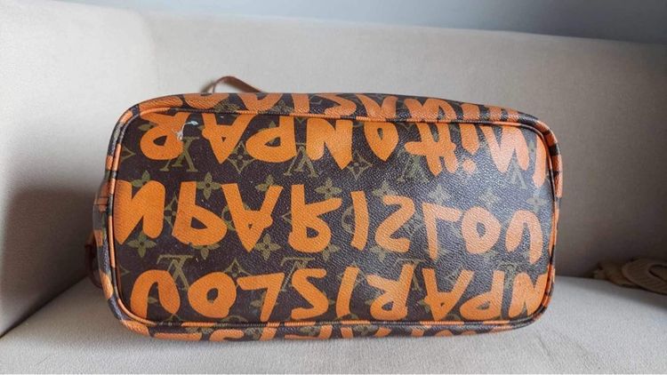 กระเป๋าถือทรง tote รูปที่ 14