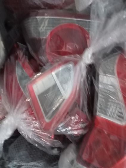 ไฟทับทิมฝาท้าย แท้ เฟียตต้า รูปที่ 2