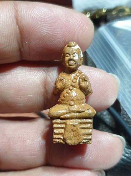 กุมารทอง หลวงปู่แย้ม วัดสามง่าม จ.นครปฐม รุ่น"ฐาน 95" ปี ๒๕๕๔ เนื้อดินอาถรรพ์ ดินเจ็ดป่าช้าผสมผงพราย

หายากแล้ว รูปที่ 8