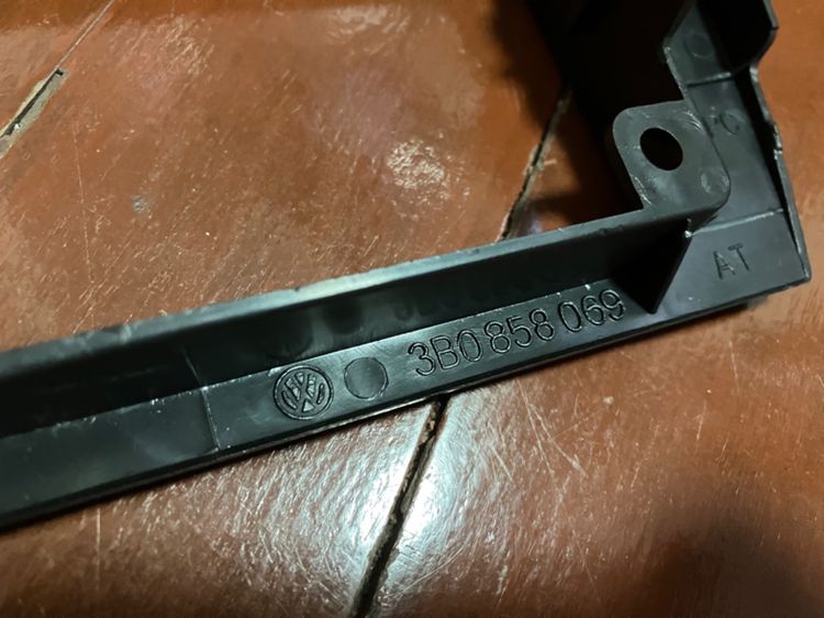 กรอบวิทยุ คอนโซลกลาง Volk Passat B5 ช่องแอร์ Passat B5.5 อะไหล่โฟล์คของใหม่ รูปที่ 4