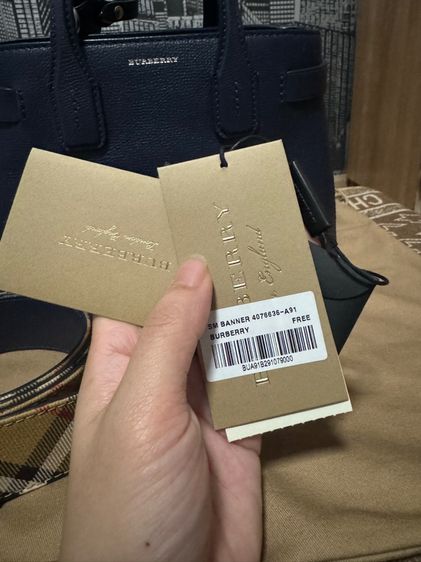 กระเป๋าBurberry  รูปที่ 2