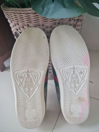 gucci sneakers 548950 size 37ยาว 24cm มือสองขายตามสภาพขอคนรับได้ รูปที่ 9