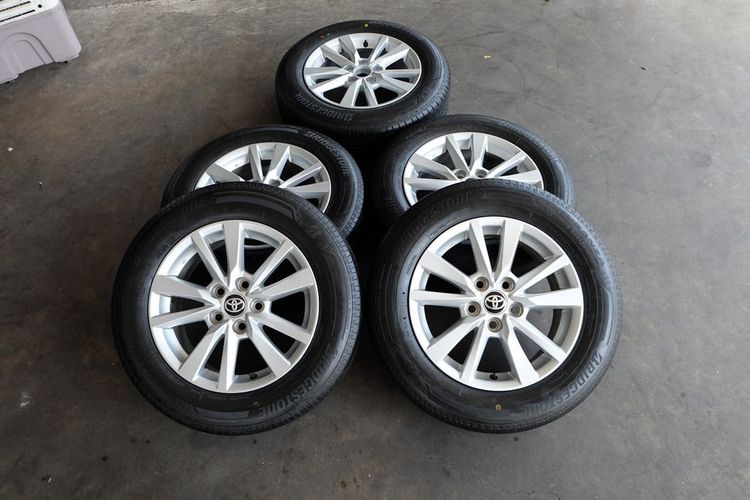 ⭐ ชุดนี้ครบ 5 วง ล้อ Camry TNGA ขอบ 16 นิ้ว + ยาง Bridgestone  ปี22 ขนาด 205 65R16 