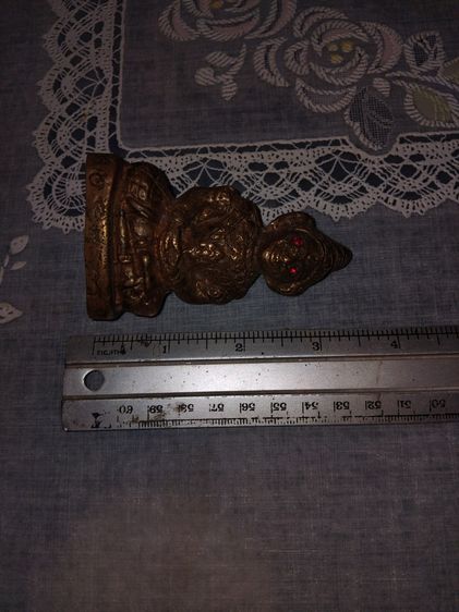 พระงั่ง ตาแดง ทรงเครื่อง เนื้อสัมฤทธิ์ หน้าตัก 2 นิ้ว สูง 2.5 นิ้ว อายุกว่า 1,000 ปี ใต้ฐานมีดินเดิม ผิวแห้ง มีหูห้อย มีน้ำหนัก สภาพเดิม เก่ รูปที่ 8