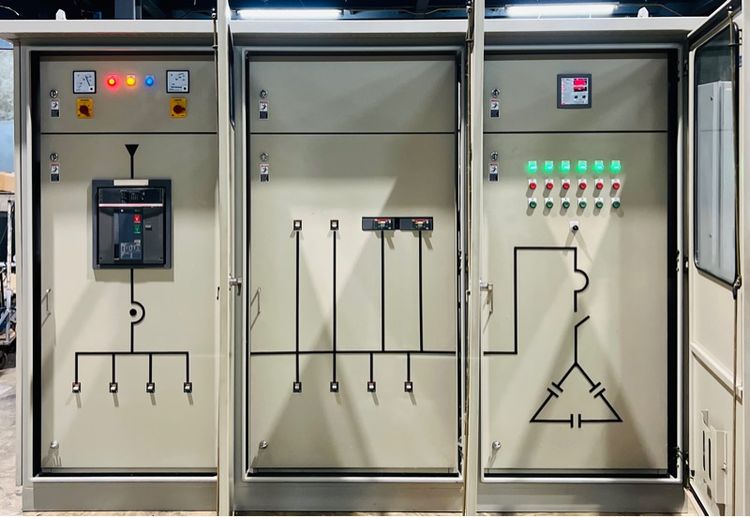 ขายตู้ Mdb Main air circuit breaker 1250A breaker ย่อย 12 ตัว พร้อมCapbank 6 step Pipat 0982641749 รูปที่ 2