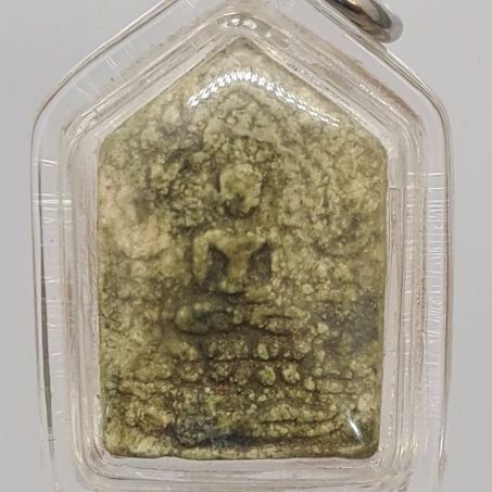 พระขุนแผนผงพรายกุมาร พิมพ์เล็ก ผสมเทียนชัยมงคล หลวงปู่ทิม วัดละหารไร่ จ.ระยอง ปี 2515 