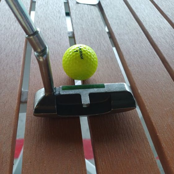 Putter face made from Jade ของหายาก ไม้เคาะลูกหน้าทำจากหยก ( Jade ) เก่าหลายสิบปีแล้ว  เป็นของ Antique และเอาไว้เล่นจริงได้ รูปที่ 2