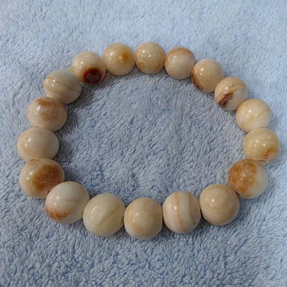 กำไลหินธรรมชาติ