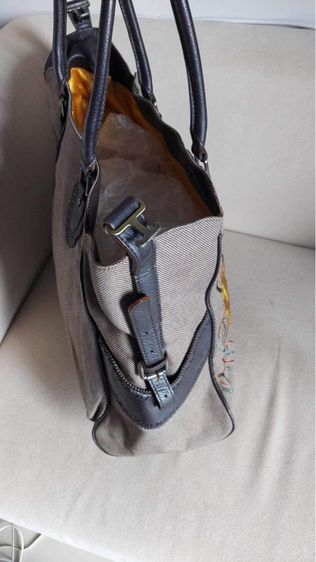 กระเป๋ากึ่งเดินทาง Fendi  รูปที่ 3
