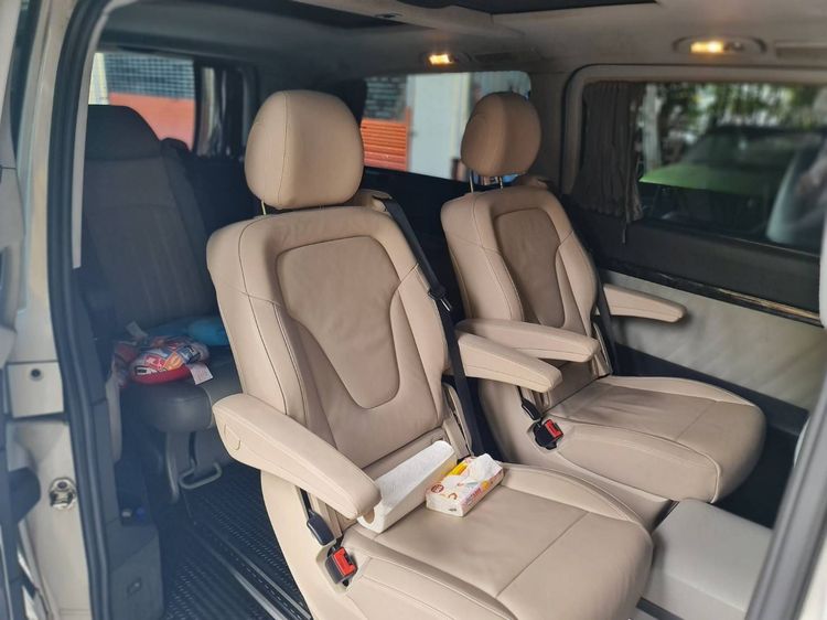Mercedes-Benz V-Class 2011 Viano Van ดีเซล เกียร์อัตโนมัติ ขาว รูปที่ 3