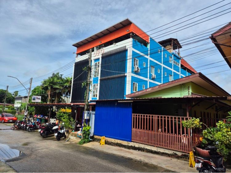 ไม่ใช่ โรงแรม 4 ชั้น PhuketNews Place รูปที่ 2