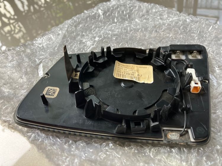 แผ่นเนื้อกระจกข้าง ถอดจาก Benz CLA W117 ใส่กับ Benz ได้หลายรุ่น W204 W212 W207 W117 W176 W246 W221 W218 W166 รูปที่ 8