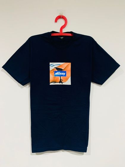 อื่นๆ แขนสั้น อื่นๆ อื่นๆ เสื้อยืด STUSSY แท้ 💯 size M ขนาด อก 20.5-21 ยาว 28.5 นิ้ว สภาพใหม่มาก สีกรมเข้ม ลายสวย เนื้อผ้านิ่มมาก หายากน่าสะสมครับ