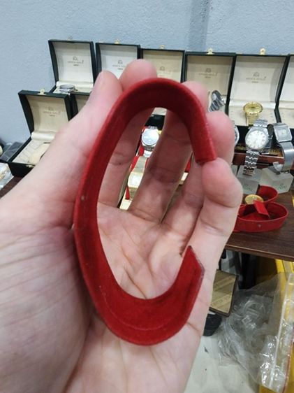 ที่ตั้งโชว์ นาฬิกา เก่าเก็บ ยี่ห้อ Sandoz สภาพดี สวย หายาก รุ่นเก่า พร้อมส่ง ราคาต่อ1 ชิ้น มีหลายชิ้นครับ รูปที่ 6