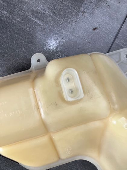 กระปุกพักน้ำ Coolant Volkswagen Passat , Audi A4 A6 โฉม B5 C5 ของแท้ มือสอง รูปที่ 5