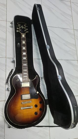 เคสกีต้าร์ไฟฟ้าหนังลาย แข็งแรงทนทาน  ภายนอกวัสดุหนังสีดำ ภายในบุกำมะหยี่สีดำหนาๆ ตัวล๊อค 3 ตัว บานพับ หูหิ้ว แข็งแรง ก.33 ย.105cm.หนา7cm. รูปที่ 8