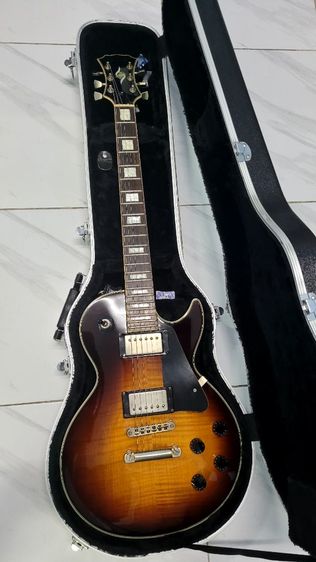 กีต้าร์ไฟฟ้า ยี่ห้อ Fernandes SSH-FR 22Fret Made in Japan(ไม่รวมฮาร์ดเคส)
COLOR : Black
NECK : Maple 
FINGER BOARD :ROSEWOOD 22F
BODYสภาพสวย รูปที่ 10