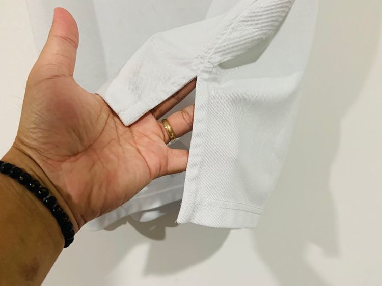 เสื้อโปโล POLO RALPH LAREN 💯 size L ขนาดวัดจริง อก 21.5 หน้ายาว 27 หลัง 28.5 สภาพดีมาก ดีเทลดี ตำหนิ 1 จุด ทรงสวย เนื้อผ้าดีมาก รูปที่ 5