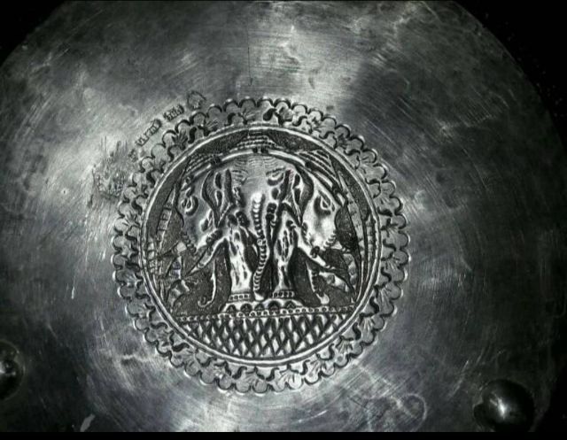 109เชี่ยนหมากเงิน, เชี่ยนหมากเงินโบราณ รูปที่ 6