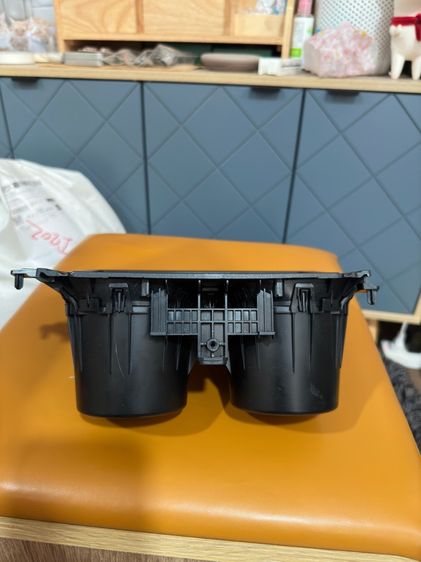 ที่วางแก้วคอนโซลกลาง BMW F20 รูปที่ 4