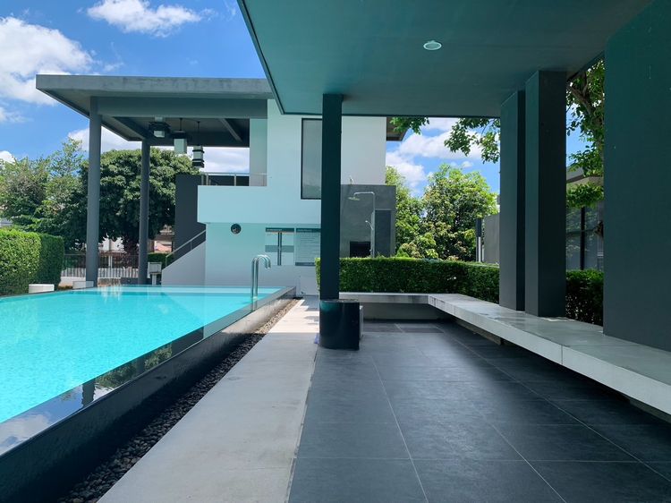 Land and Houses ตกแต่งครบ สร้างเสร็จก่อน 2010 ขายทาวน์เฮ้า 2 ชั้นหลังมุม ติดหน้าสวน อินดี้ศรีนครินทร์ ศรีด่าน 22 (พัฒนาชุมชน6) รูปที่ 2