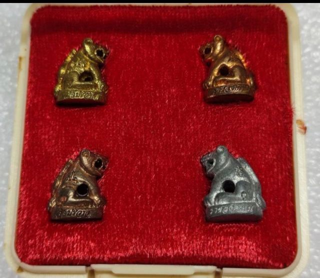 ชุดเสือ 4 องค์ วัดปริวาส รูปที่ 2