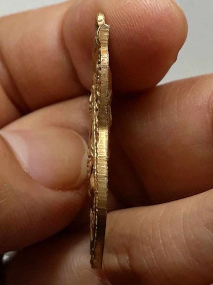 เหรียญเลื่อนสมณศักดิ์ หลวงปู่ทวด พ.ศ.2508 กะไหล่ทอง รูปที่ 4