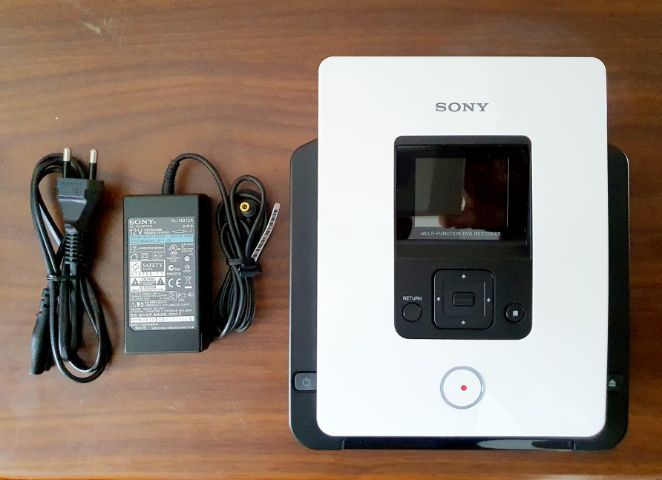 เครื่องบันทึก Sony Multi function DVD Recorder รูปที่ 8