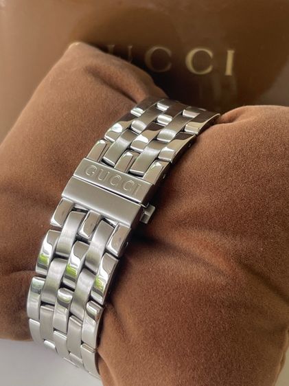 GUCCI 5500M Watch Quartz Women's Silver Dial Date Swiss Made Vintage รูปที่ 4