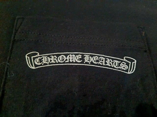 ขอขายเสื้อทีเชิ้ตแขนยาวแบรนด์เนมของยี่ห้อ Chrome heart สีดำ ไซส์ L made in USA แท้ รูปที่ 3