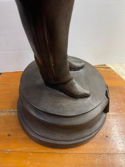 รูปปั้น เสด็จพ่อ ร.9 ทรงยืนทองเหลืองA2 รูปที่ 11